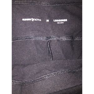 Old Navy Active Maternity Leggings